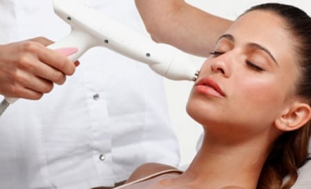 Фракционная мезотерапия улучшает состояние кожи