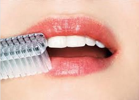 массаж зубной щеткой полные губы