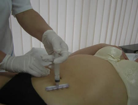 как выполняется