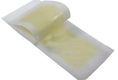 Использование восковой полоски полоски