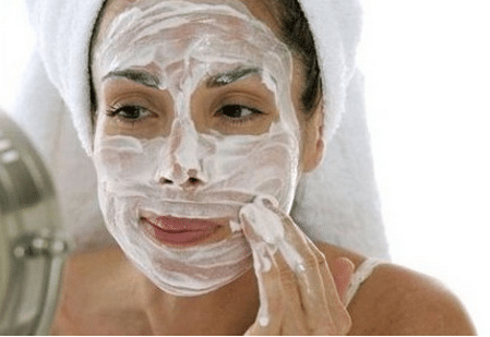 Совместите помощь коже с релаксацией релаксация