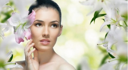 Молодое лицо лицо