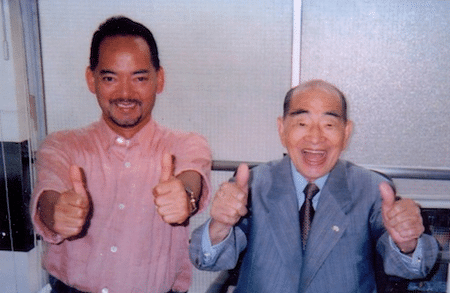 Токудзиро Намикоси со своим учеником Токудзиро Намикоси