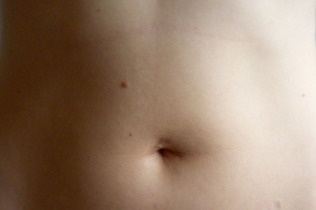 Образование папиллом на животе Образование папиллом на животе