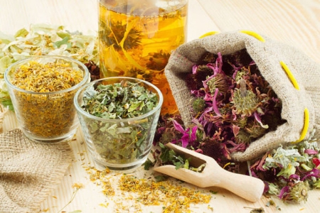 Прием травяного отвара для лечения папилломы Прием травяного отвара для лечения папилломы