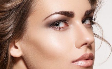 Трансплантация волосяных фолликул в область бровей